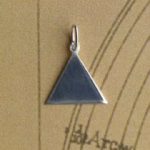 Pendentif triangle